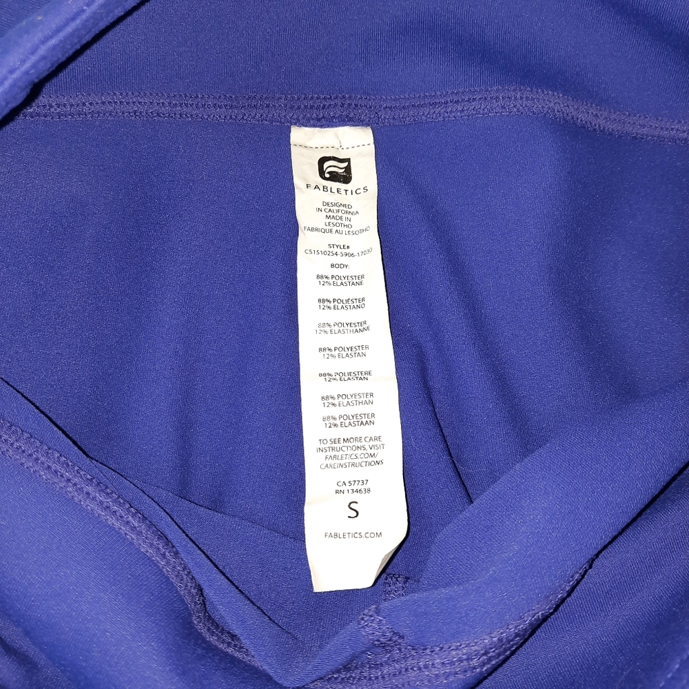 Fabletics Salar Compression Capri Legging Sz Small - image 4